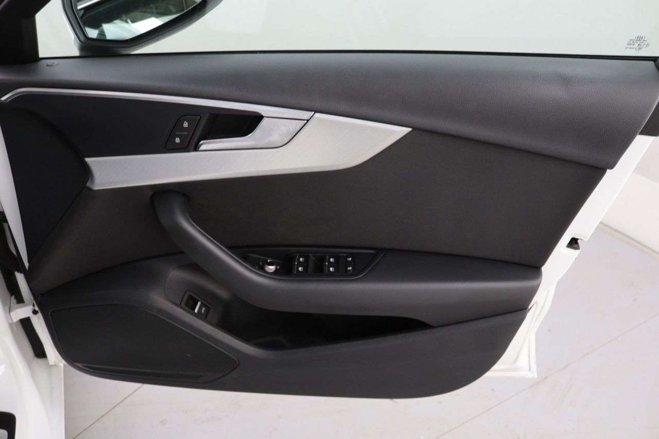 2023 AUDI A4 AVANT 2023 AUDI A4 AVANT