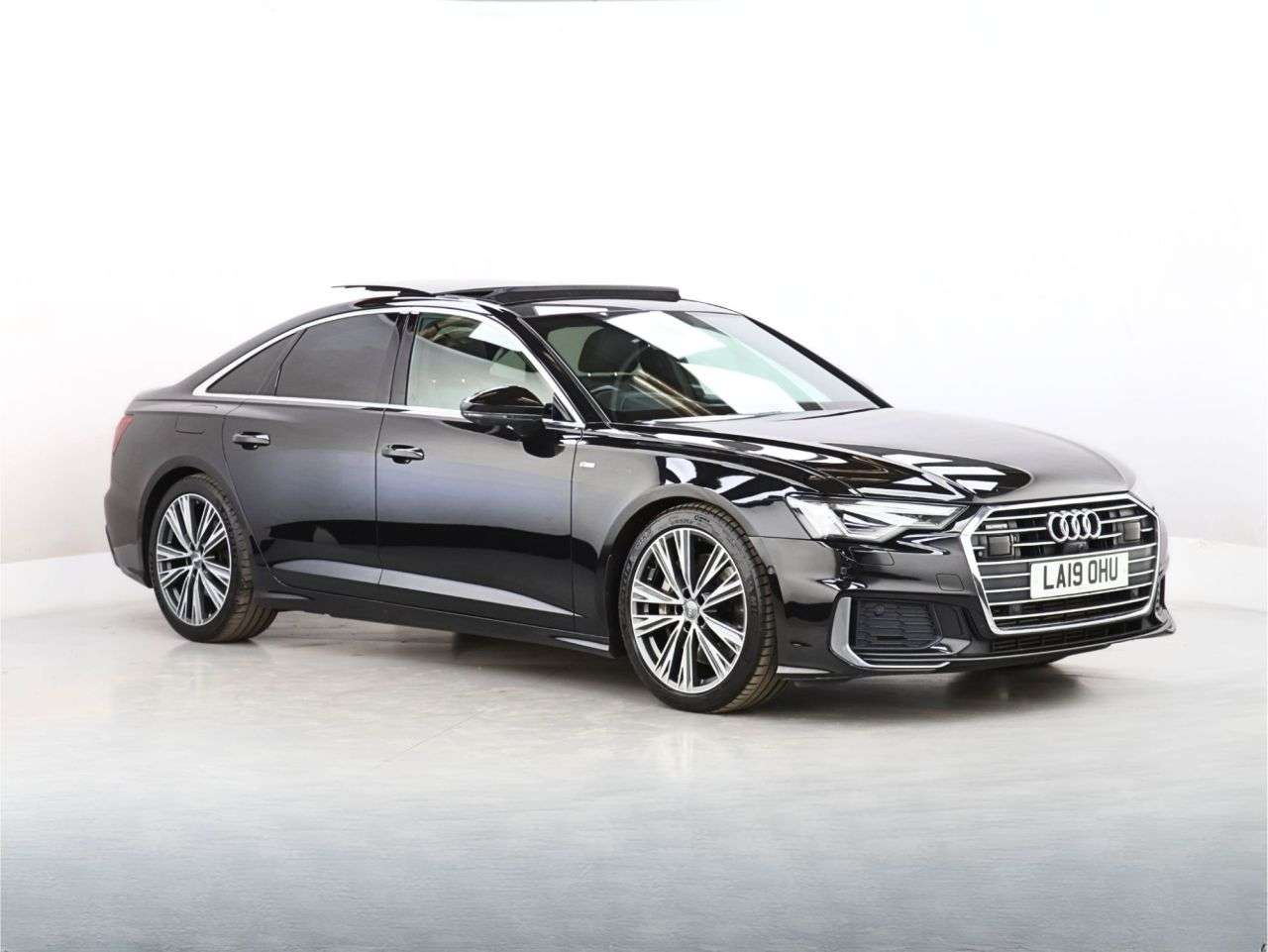 A 2019 AUDI A6 SALOON 3.0 TFSI V6 55 S line Saloon 4dr Petrol S Tronic quattro Euro 6 (s/s) (340 A 2019 AUDI A6 SALOON 3.0 TFSI V6 55 S line Saloon 4dr Petrol S Tronic quattro Euro 6 (s/s) (340
