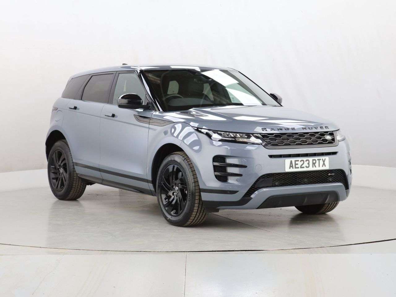A 2023 LAND ROVER RANGE ROVER EVOQUE 2.0 P200 MHEV R-Dynamic S SUV 5dr Petrol Auto 4WD Euro 6 (s/s) (200 ps) A 2023 LAND ROVER RANGE ROVER EVOQUE 2.0 P200 MHEV R-Dynamic S SUV 5dr Petrol Auto 4WD Euro 6 (s/s) (200 ps)