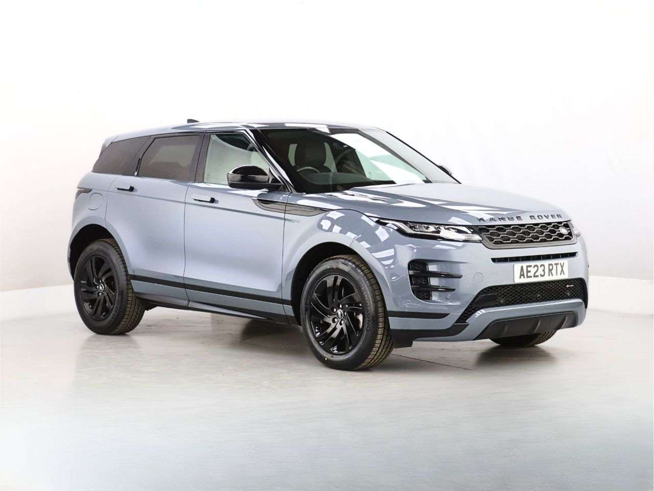 A 2023 LAND ROVER RANGE ROVER EVOQUE 2.0 P200 MHEV R-Dynamic S SUV 5dr Petrol Auto 4WD Euro 6 (s/s) (200 ps) A 2023 LAND ROVER RANGE ROVER EVOQUE 2.0 P200 MHEV R-Dynamic S SUV 5dr Petrol Auto 4WD Euro 6 (s/s) (200 ps)