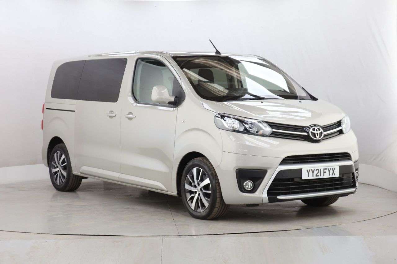 A 2021 TOYOTA PROACE VERSO 2.0D Family Medium MPV 5dr Diesel Auto MWB Euro 6 (s/s) (8 Seat) (180 ps) A 2021 TOYOTA PROACE VERSO 2.0D Family Medium MPV 5dr Diesel Auto MWB Euro 6 (s/s) (8 Seat) (180 ps)