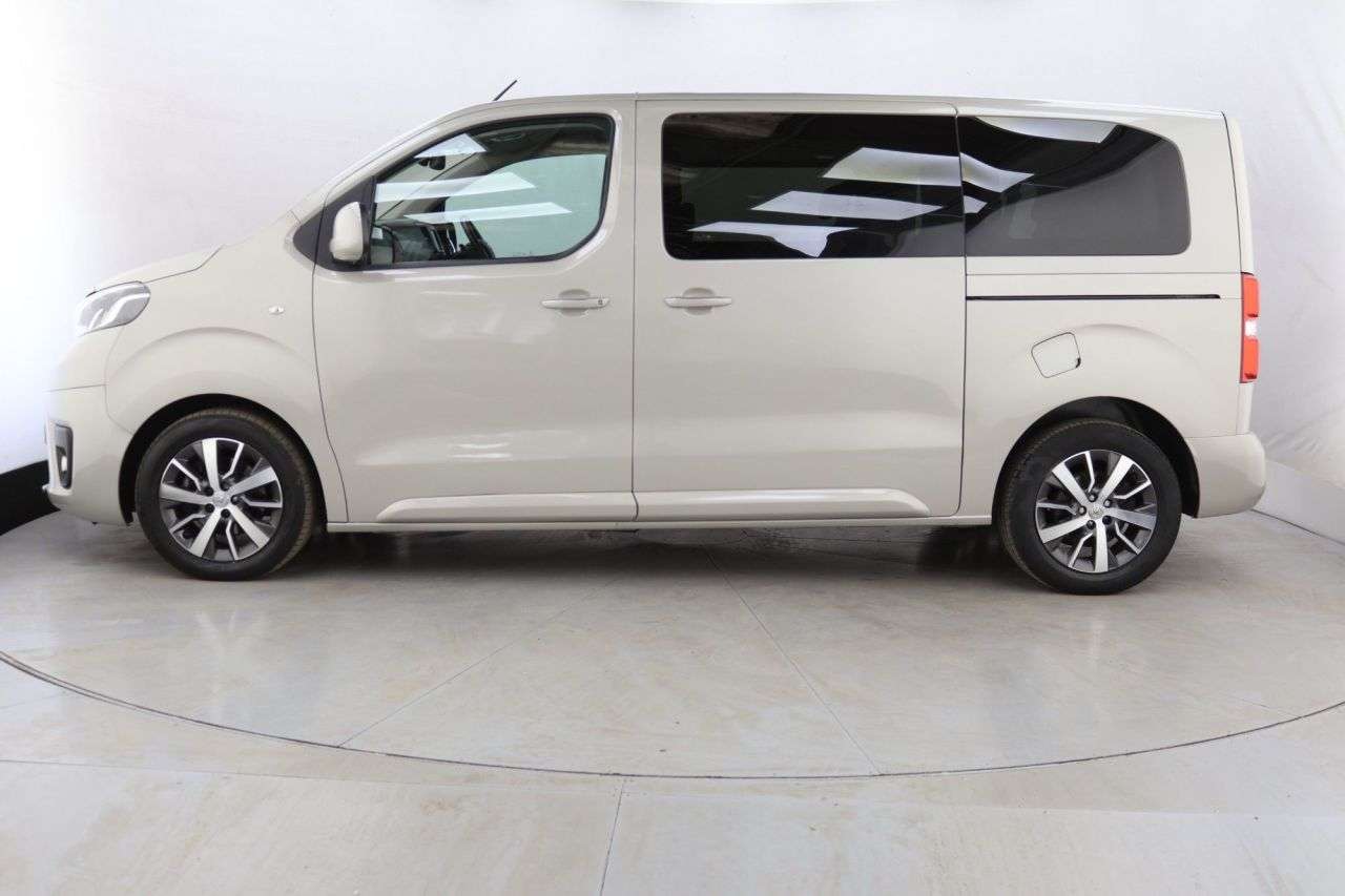 2021 TOYOTA PROACE VERSO 2021 TOYOTA PROACE VERSO