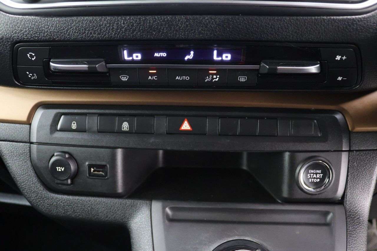 2021 TOYOTA PROACE VERSO 2021 TOYOTA PROACE VERSO