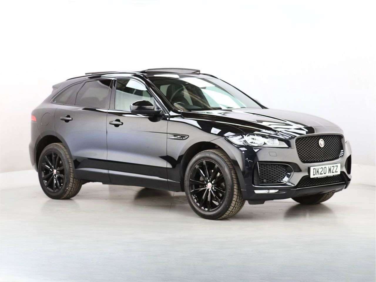 A 2020 JAGUAR F-PACE 2.0 D180 Chequered Flag SUV 5dr Diesel Auto AWD Euro 6 (s/s) (180 ps) A 2020 JAGUAR F-PACE 2.0 D180 Chequered Flag SUV 5dr Diesel Auto AWD Euro 6 (s/s) (180 ps)