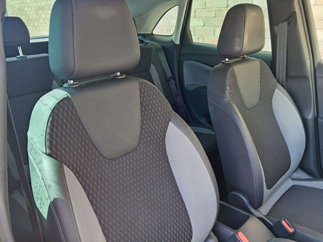 A 2020 VAUXHALL CROSSLAND X 1.2 Elite SUV 5dr Petrol Manual Euro 6 (s/s) (83 ps) A 2020 VAUXHALL CROSSLAND X 1.2 Elite SUV 5dr Petrol Manual Euro 6 (s/s) (83 ps)