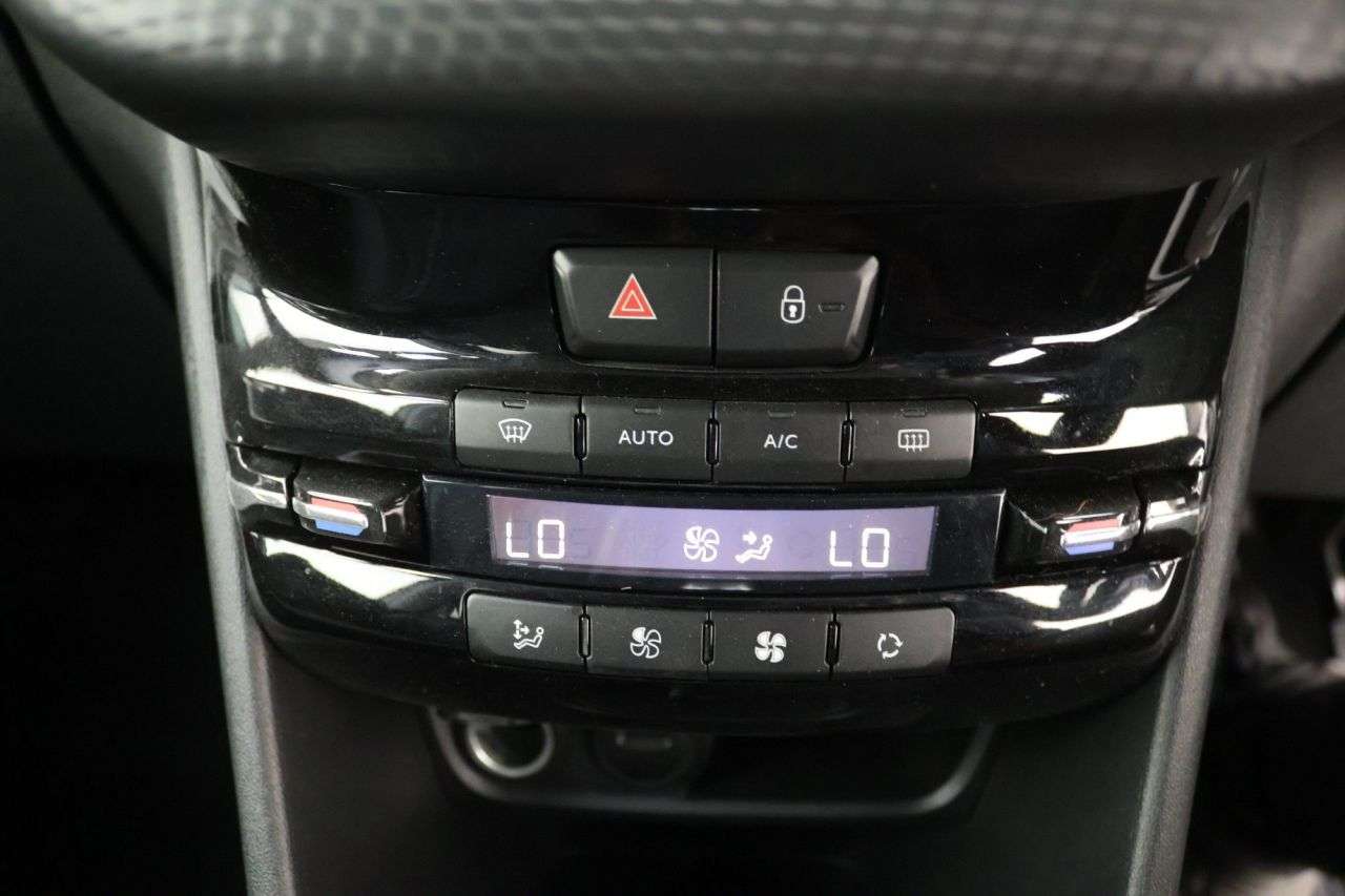2019 PEUGEOT 2008 2019 PEUGEOT 2008
