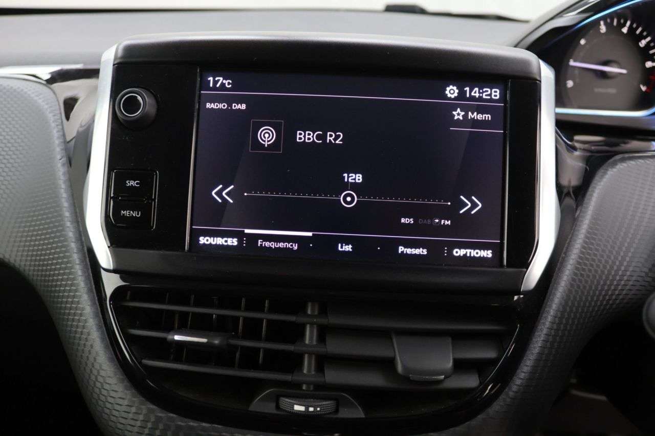 2019 PEUGEOT 2008 2019 PEUGEOT 2008