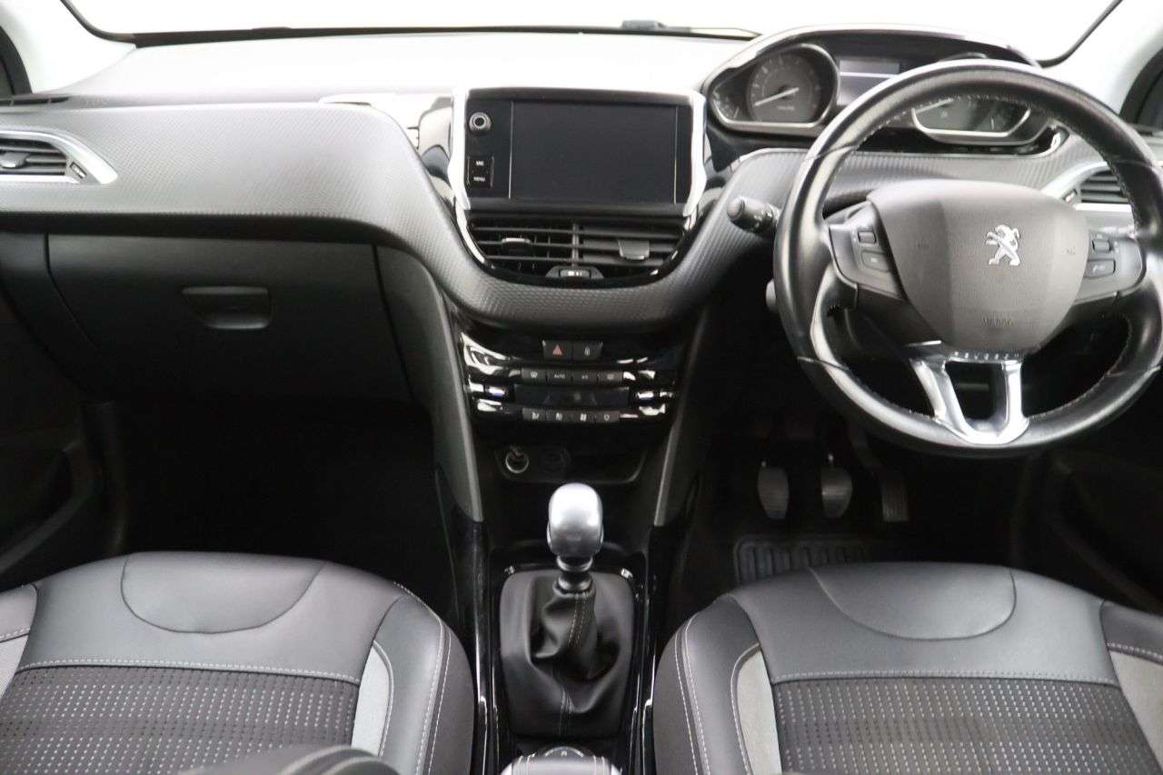 2019 PEUGEOT 2008 2019 PEUGEOT 2008