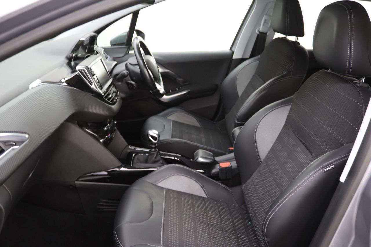 2019 PEUGEOT 2008 2019 PEUGEOT 2008