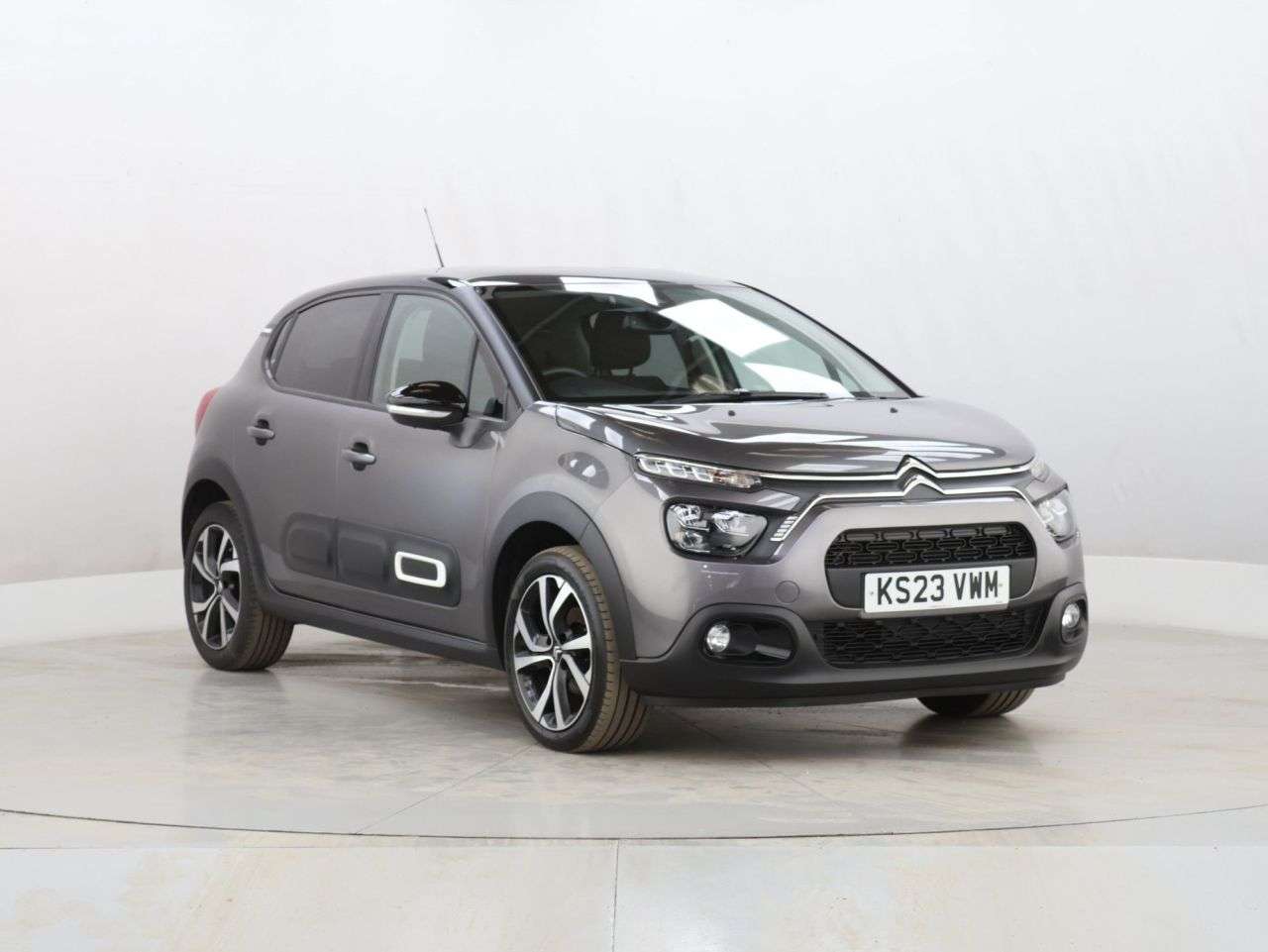 A 2023 CITROEN C3 1.2 PureTech Shine Plus Hatchback 5dr Petrol Manual Euro 6 (s/s) (110 ps) A 2023 CITROEN C3 1.2 PureTech Shine Plus Hatchback 5dr Petrol Manual Euro 6 (s/s) (110 ps)