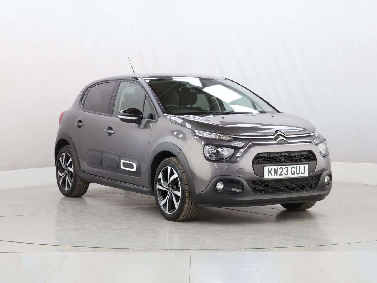 A 2023 CITROEN C3 1.2 PureTech Shine Plus Hatchback 5dr Petrol Manual Euro 6 (s/s) (110 ps) A 2023 CITROEN C3 1.2 PureTech Shine Plus Hatchback 5dr Petrol Manual Euro 6 (s/s) (110 ps)
