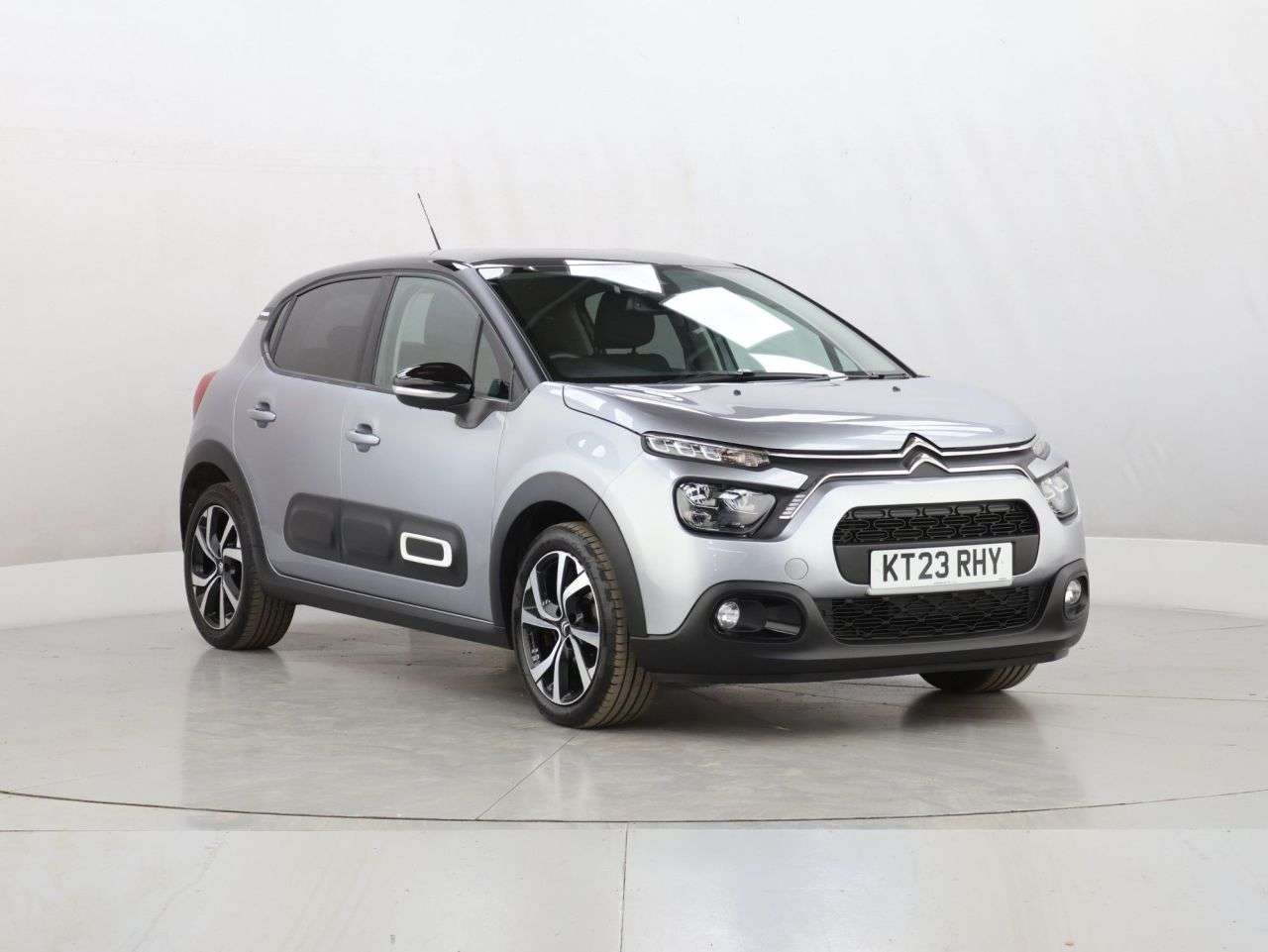 A 2023 CITROEN C3 1.2 PureTech Shine Plus Hatchback 5dr Petrol Manual Euro 6 (s/s) (110 ps) A 2023 CITROEN C3 1.2 PureTech Shine Plus Hatchback 5dr Petrol Manual Euro 6 (s/s) (110 ps)
