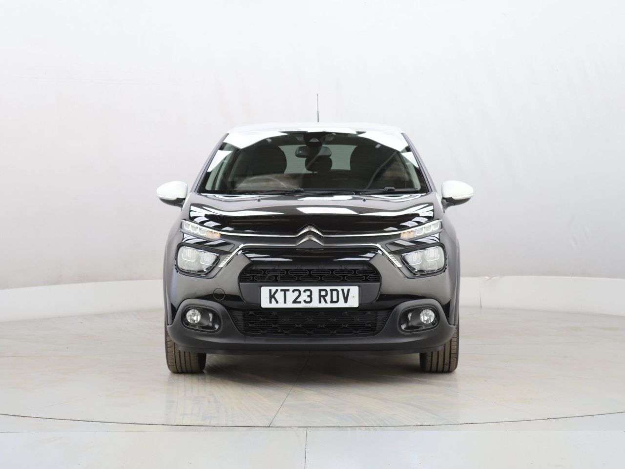 A 2023 CITROEN C3 1.2 PureTech Shine Plus Hatchback 5dr Petrol Manual Euro 6 (s/s) (110 ps) A 2023 CITROEN C3 1.2 PureTech Shine Plus Hatchback 5dr Petrol Manual Euro 6 (s/s) (110 ps)