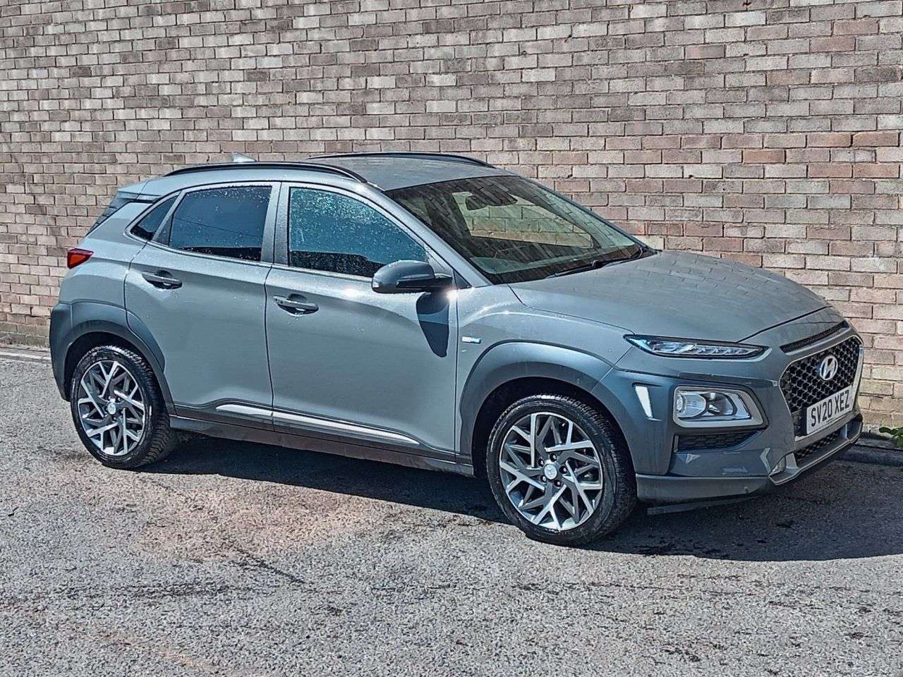 A 2020 HYUNDAI KONA 1.6 h-GDi Premium SUV 5dr Petrol Hybrid DCT Euro 6 (s/s) (141 ps) A 2020 HYUNDAI KONA 1.6 h-GDi Premium SUV 5dr Petrol Hybrid DCT Euro 6 (s/s) (141 ps)
