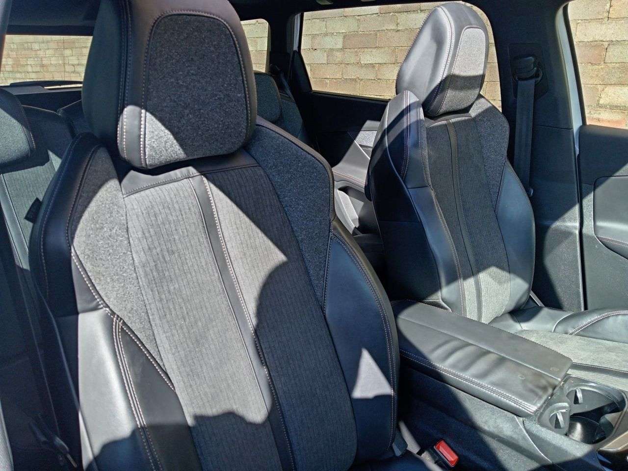 2018 PEUGEOT 5008 2018 PEUGEOT 5008