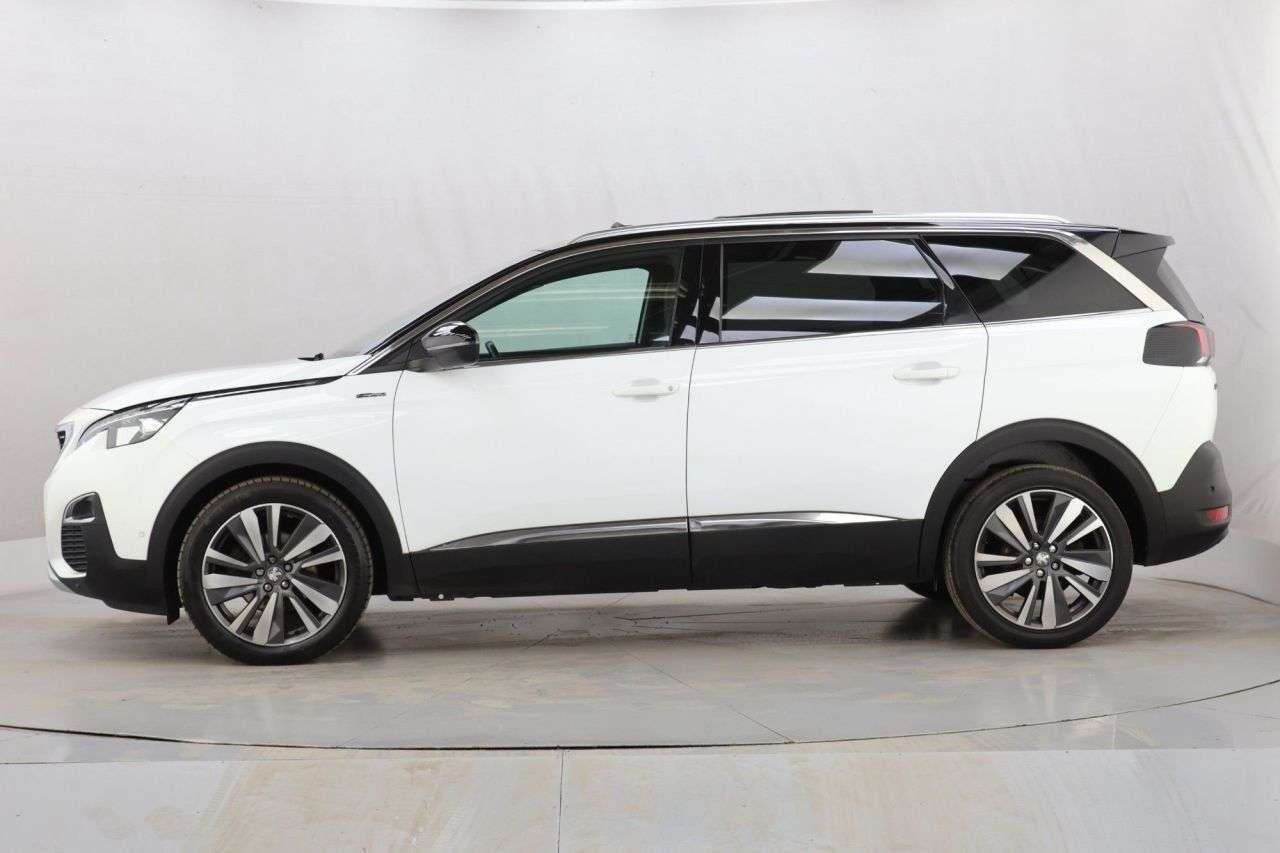 2018 PEUGEOT 5008 2018 PEUGEOT 5008