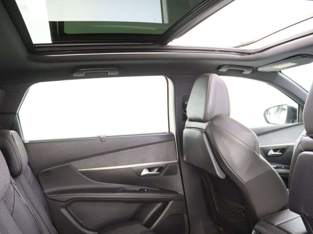 A 2018 PEUGEOT 5008 S/S GT LINE PREMIUM A 2018 PEUGEOT 5008 S/S GT LINE PREMIUM