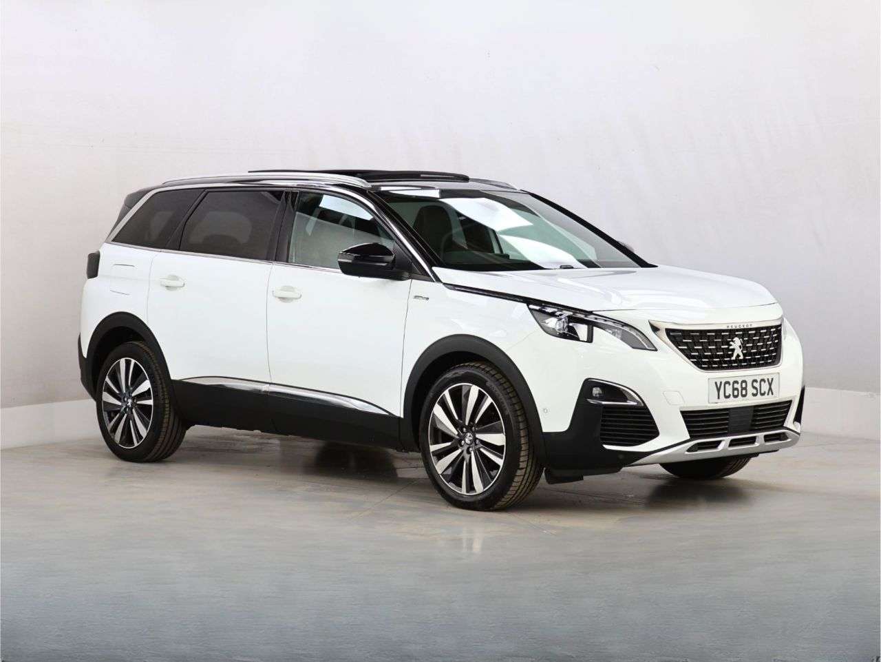 A 2018 PEUGEOT 5008 S/S GT LINE PREMIUM A 2018 PEUGEOT 5008 S/S GT LINE PREMIUM