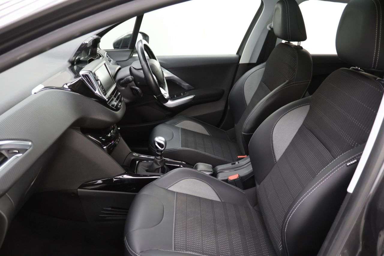2019 PEUGEOT 2008 2019 PEUGEOT 2008