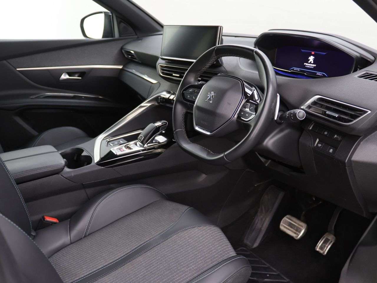 2023 PEUGEOT 3008 2023 PEUGEOT 3008