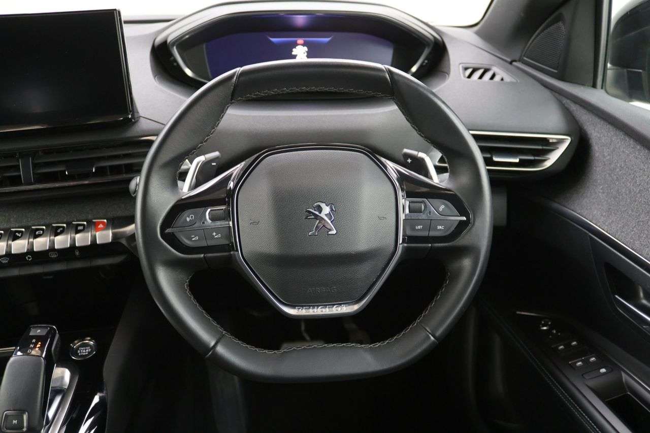2023 PEUGEOT 3008 2023 PEUGEOT 3008