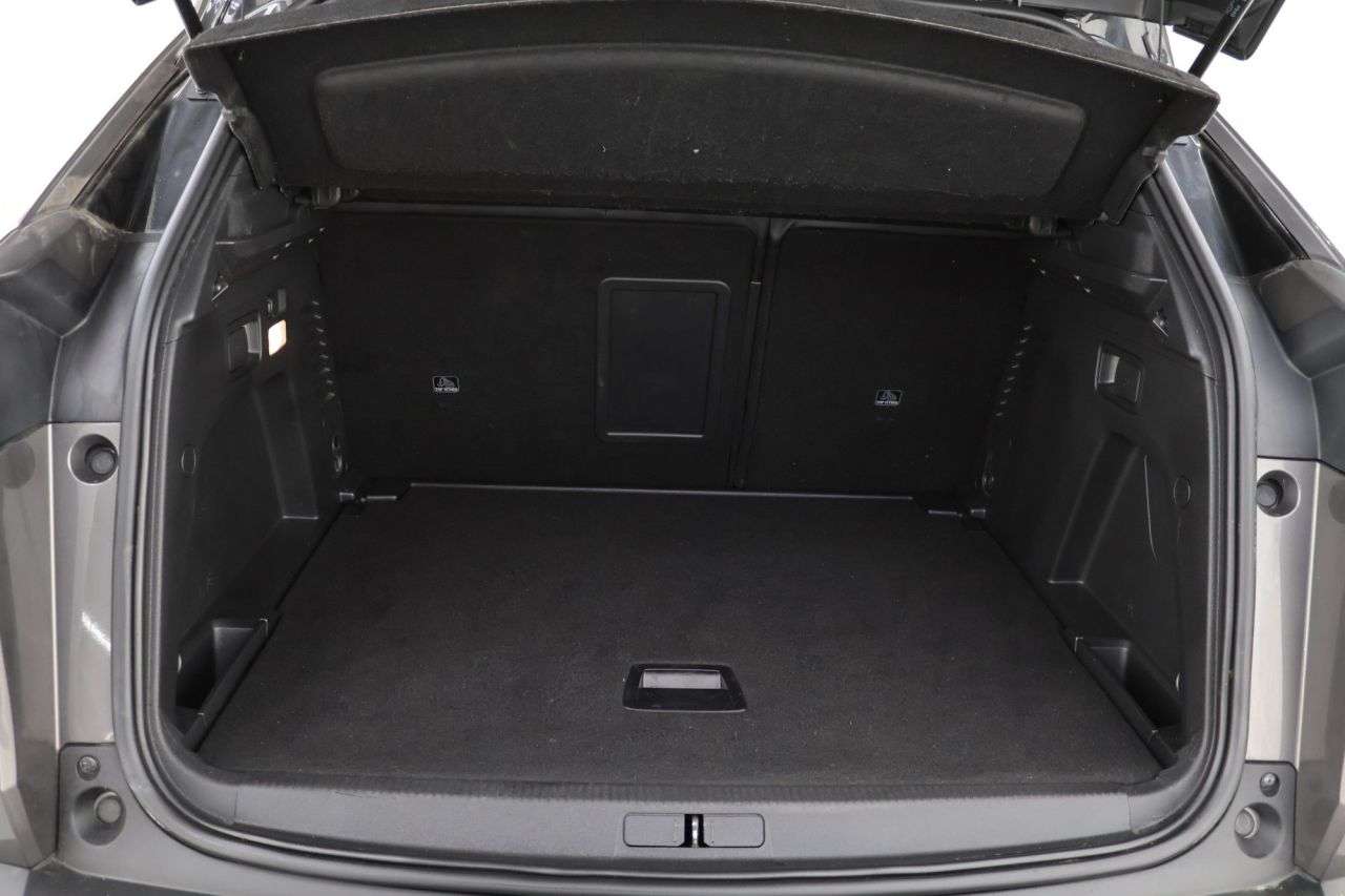 2023 PEUGEOT 3008 2023 PEUGEOT 3008