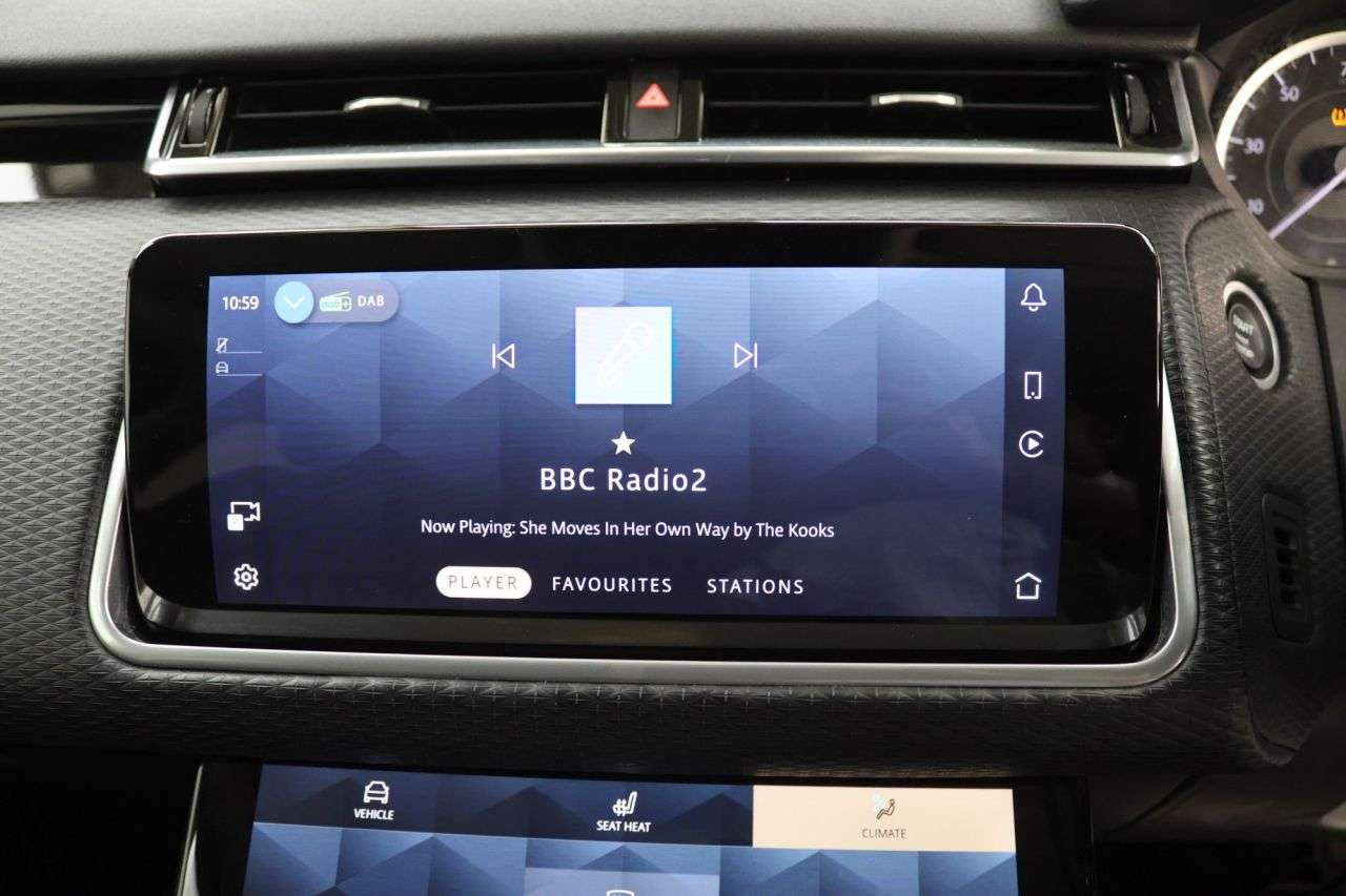 2022 LAND ROVER RANGE ROVER VELAR 2022 LAND ROVER RANGE ROVER VELAR