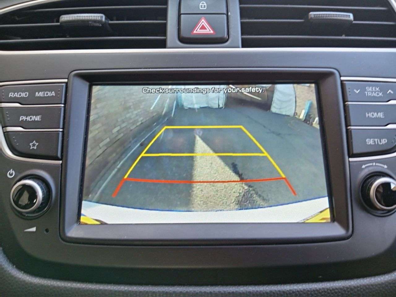 A 2019 HYUNDAI I20 1.2 S Connect Hatchback 5dr Petrol Manual Euro 6 (s/s) (75 ps) A 2019 HYUNDAI I20 1.2 S Connect Hatchback 5dr Petrol Manual Euro 6 (s/s) (75 ps)