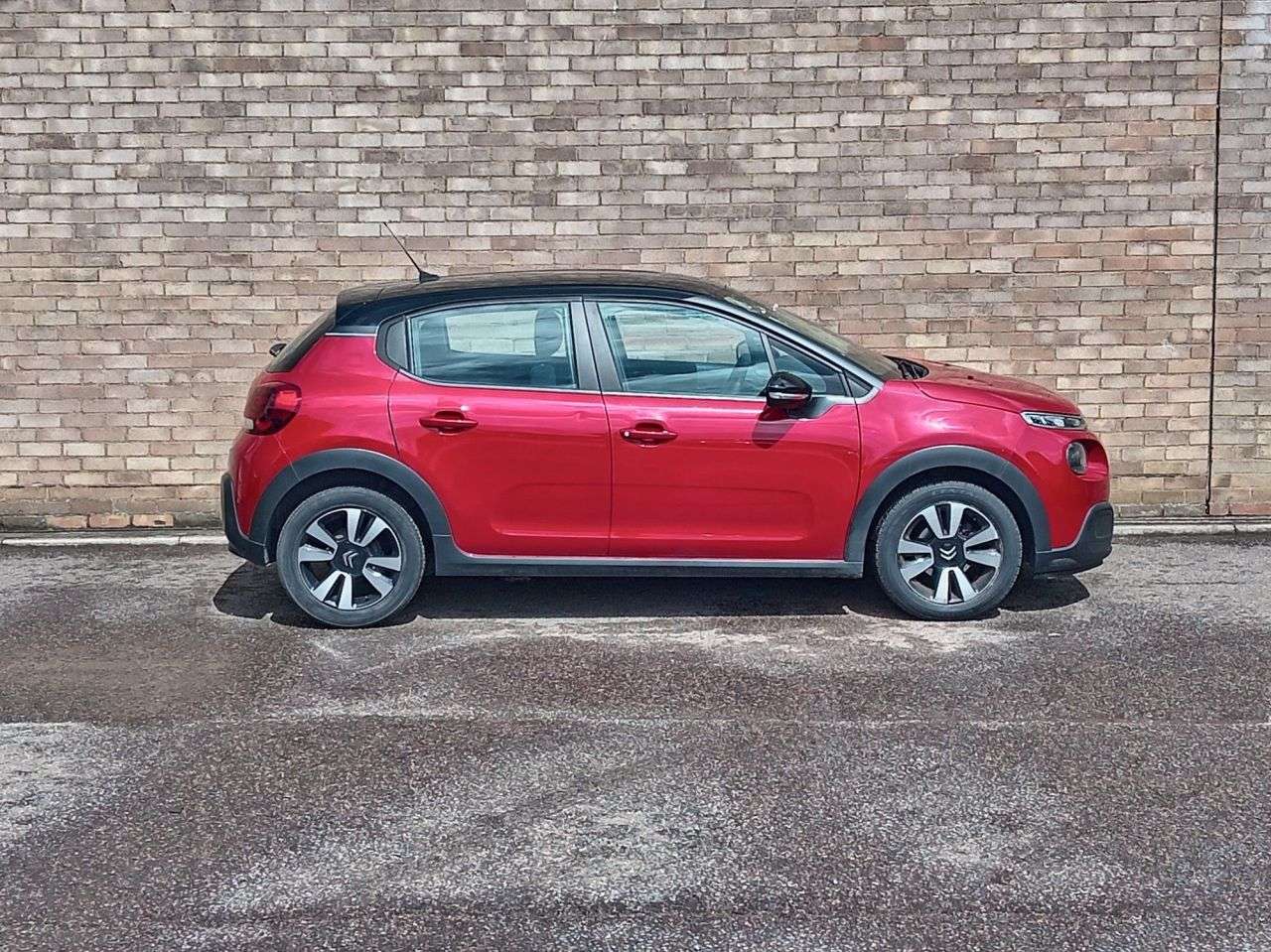 A 2019 CITROEN C3 1.2 PureTech Feel Hatchback 5dr Petrol Manual Euro 6 (68 ps) A 2019 CITROEN C3 1.2 PureTech Feel Hatchback 5dr Petrol Manual Euro 6 (68 ps)