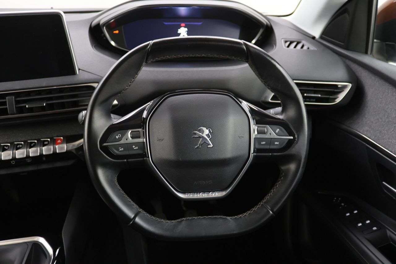 2020 PEUGEOT 3008 2020 PEUGEOT 3008