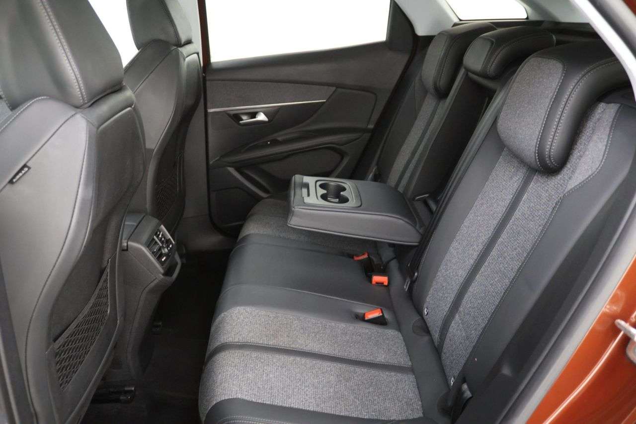 2020 PEUGEOT 3008 2020 PEUGEOT 3008