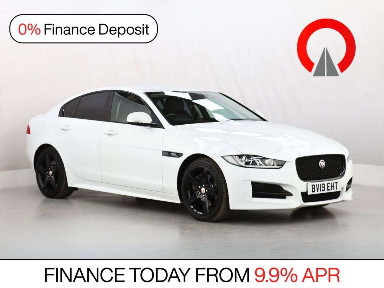A 2019 JAGUAR XE 2.0i GPF R-Sport Saloon 4dr Petrol Auto Euro 6 (s/s) (200 ps) A 2019 JAGUAR XE 2.0i GPF R-Sport Saloon 4dr Petrol Auto Euro 6 (s/s) (200 ps)