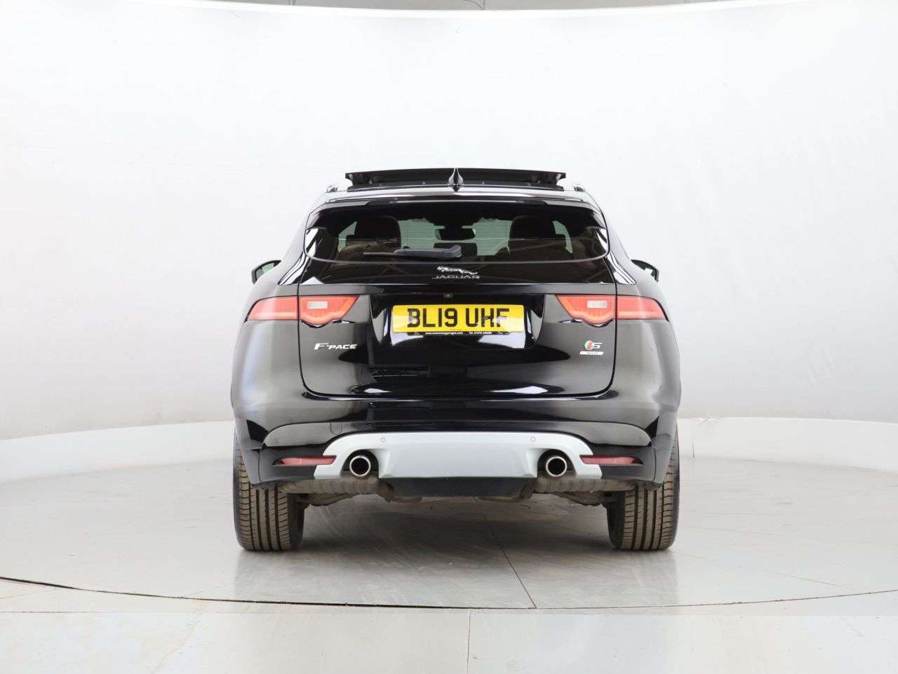 2019 JAGUAR F-PACE 2019 JAGUAR F-PACE