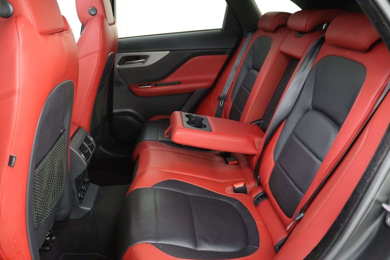 2019 JAGUAR F-PACE 2019 JAGUAR F-PACE