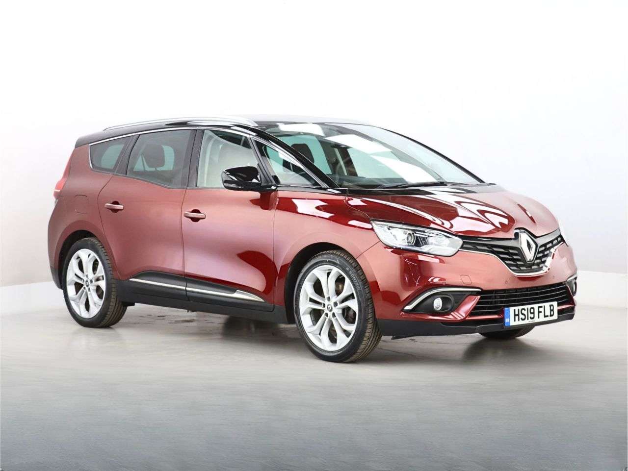 A 2019 RENAULT GRAND SCENIC 1.3 TCe Iconic MPV 5dr Petrol Manual Euro 6 (s/s) (140 ps) A 2019 RENAULT GRAND SCENIC 1.3 TCe Iconic MPV 5dr Petrol Manual Euro 6 (s/s) (140 ps)