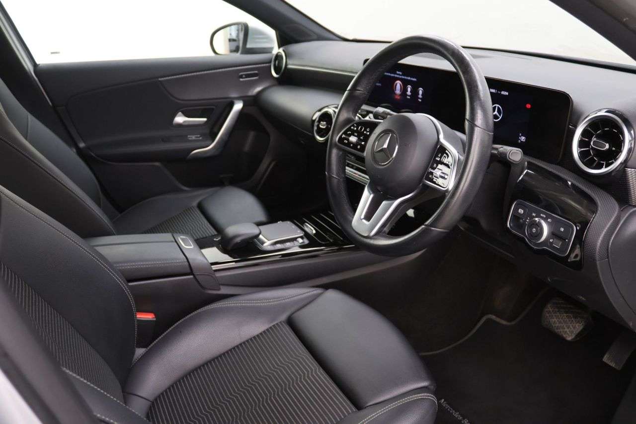 2021 MERCEDES-BENZ A CLASS 2021 MERCEDES-BENZ A CLASS