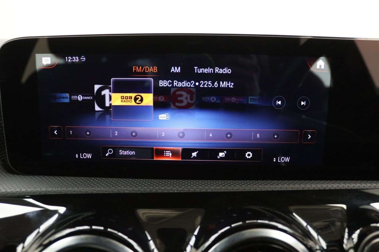 2021 MERCEDES-BENZ A CLASS 2021 MERCEDES-BENZ A CLASS