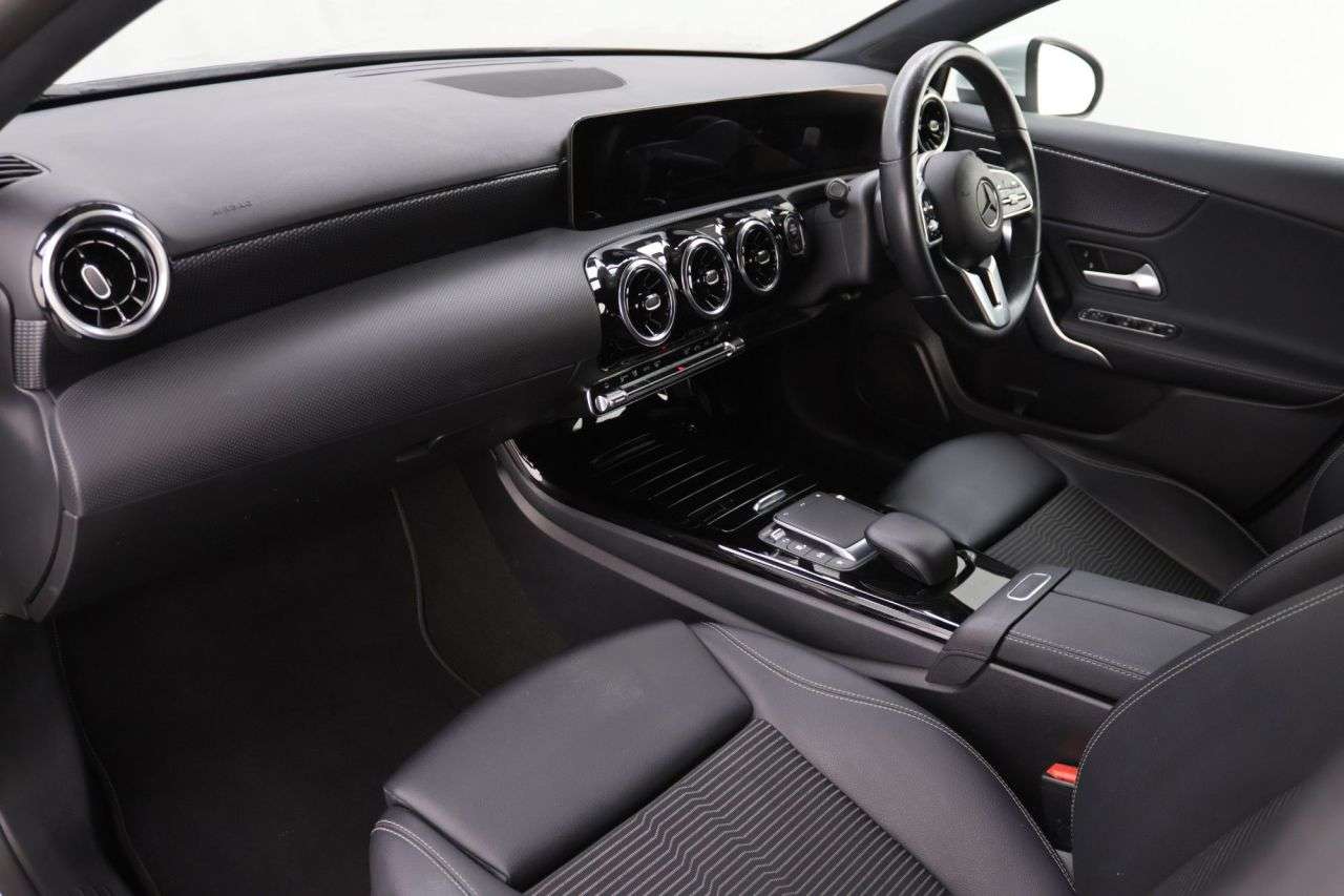 2021 MERCEDES-BENZ A CLASS 2021 MERCEDES-BENZ A CLASS