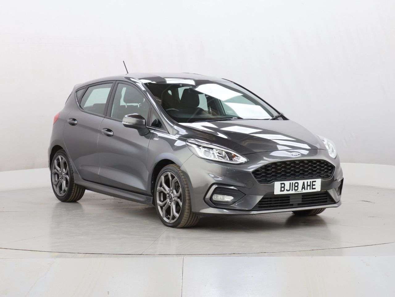 A 2018 FORD FIESTA 1.0T EcoBoost ST-Line Hatchback 5dr Petrol Manual Euro 6 (s/s) (140 ps) A 2018 FORD FIESTA 1.0T EcoBoost ST-Line Hatchback 5dr Petrol Manual Euro 6 (s/s) (140 ps)