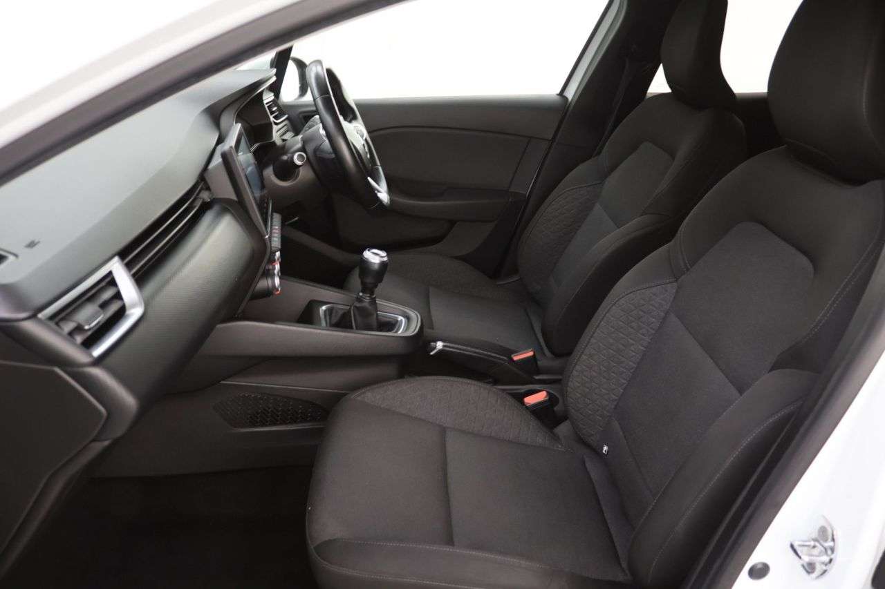 2020 RENAULT CLIO 2020 RENAULT CLIO