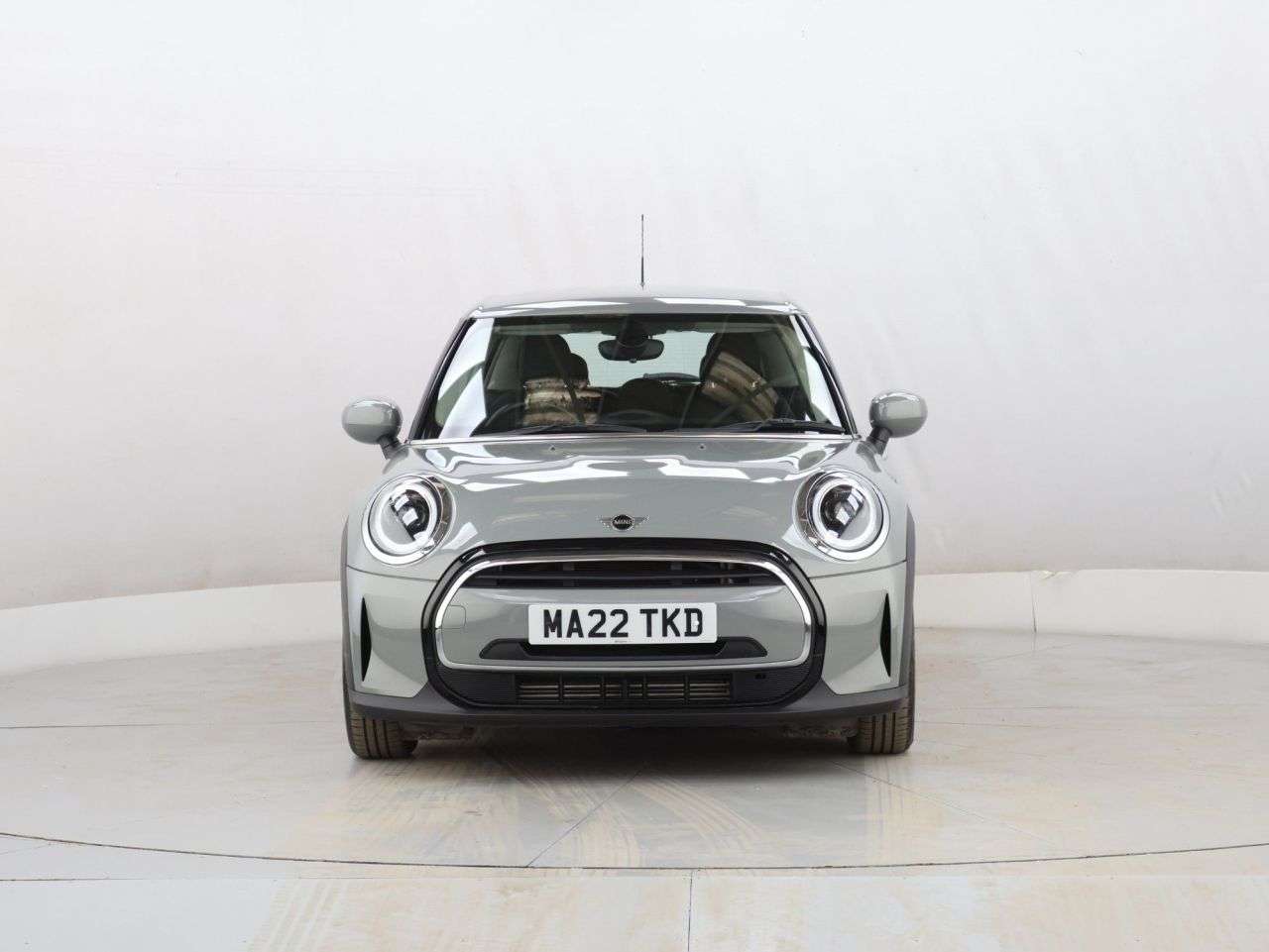 A 2022 MINI HATCH 1.5 One Classic Hatchback 5dr Petrol Manual Euro 6 (s/s) (102 ps) A 2022 MINI HATCH 1.5 One Classic Hatchback 5dr Petrol Manual Euro 6 (s/s) (102 ps)