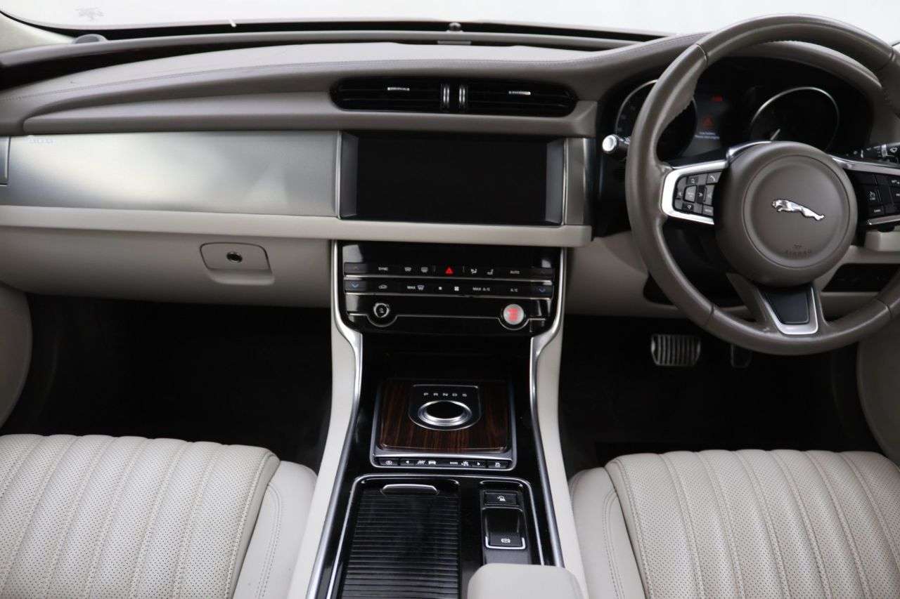 2019 JAGUAR XF 2019 JAGUAR XF