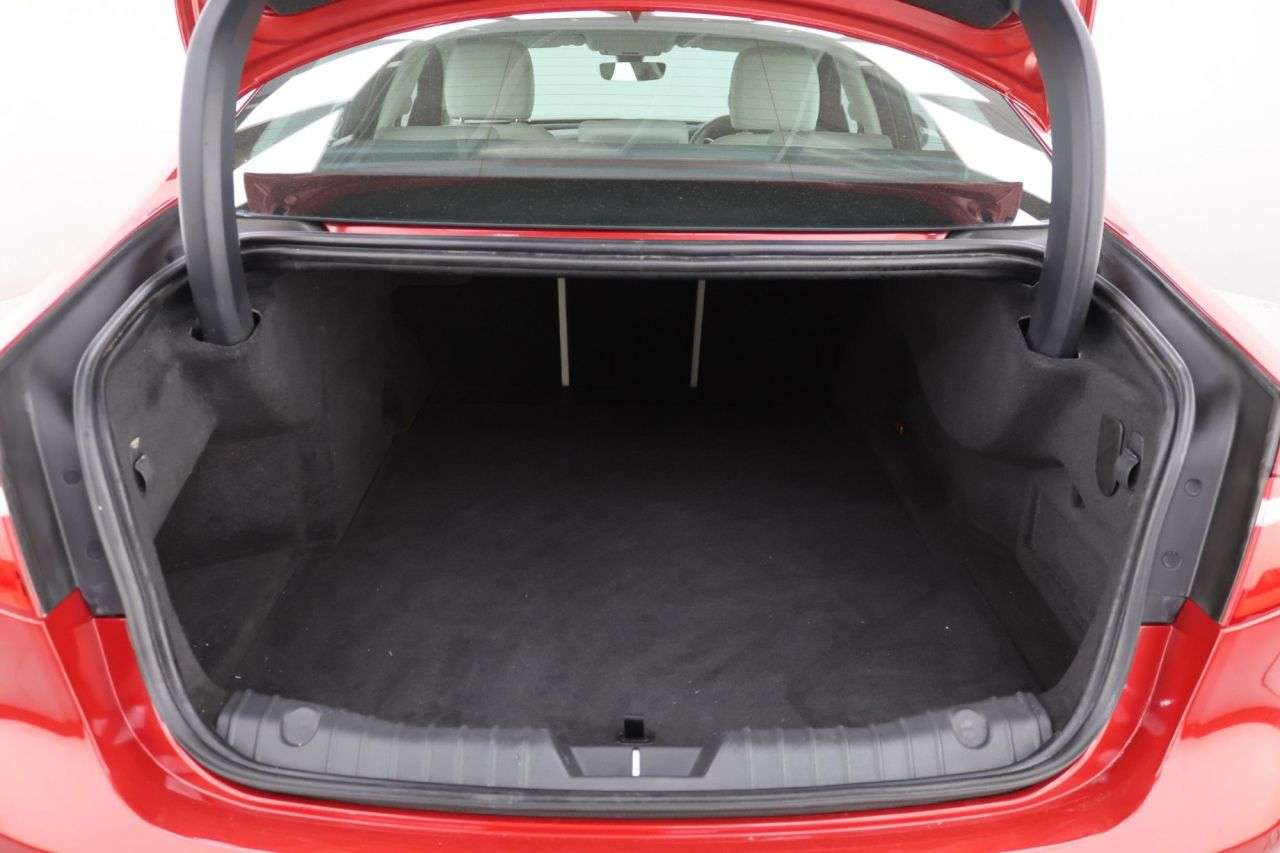 2019 JAGUAR XF 2019 JAGUAR XF