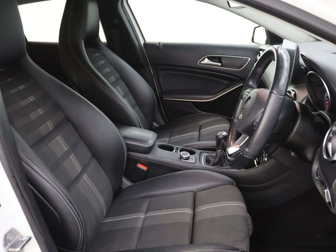 2019 MERCEDES-BENZ GLA CLASS 2019 MERCEDES-BENZ GLA CLASS