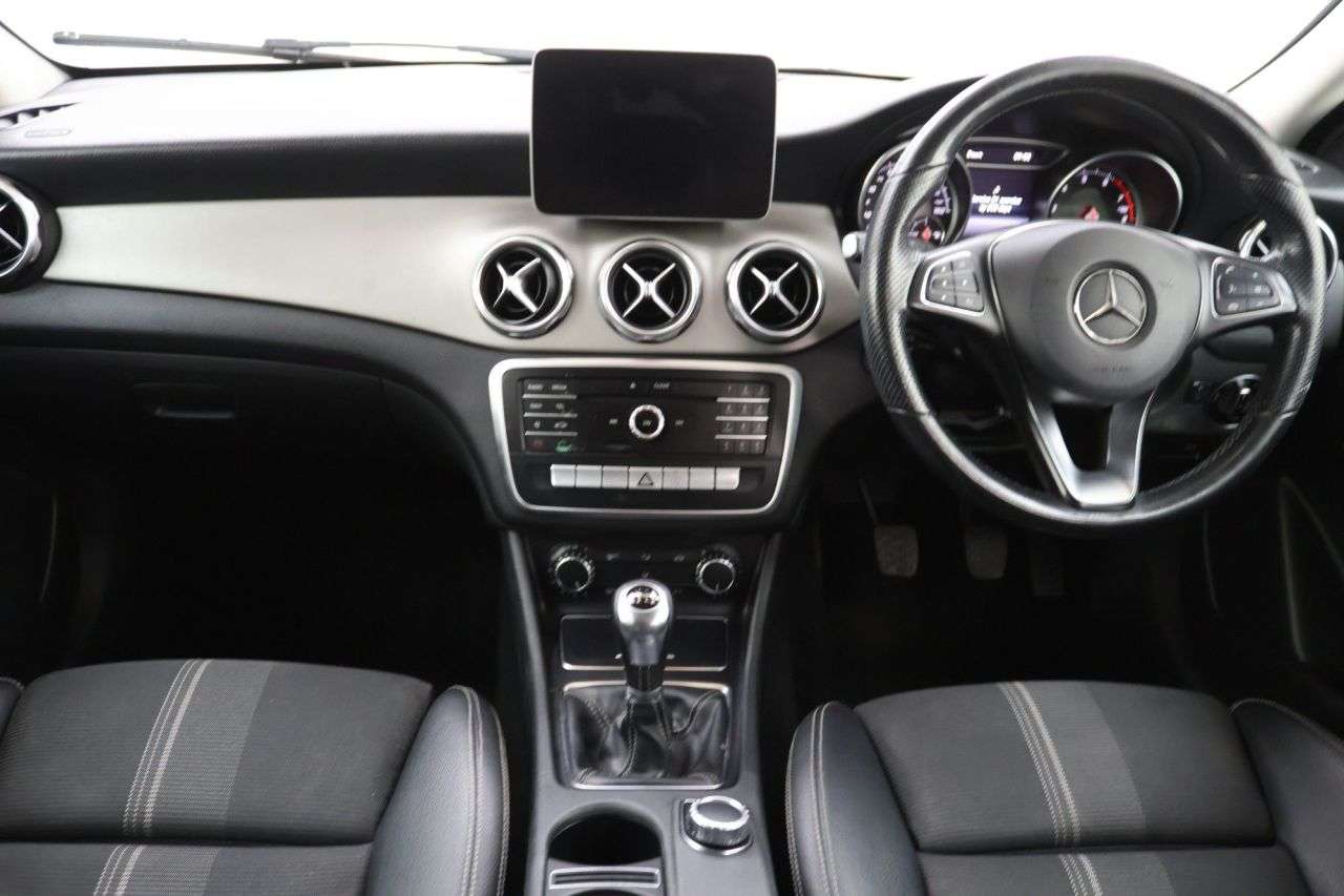 2019 MERCEDES-BENZ GLA CLASS 2019 MERCEDES-BENZ GLA CLASS