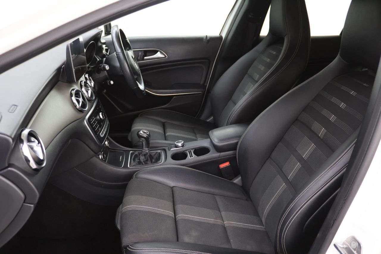 2019 MERCEDES-BENZ GLA CLASS 2019 MERCEDES-BENZ GLA CLASS