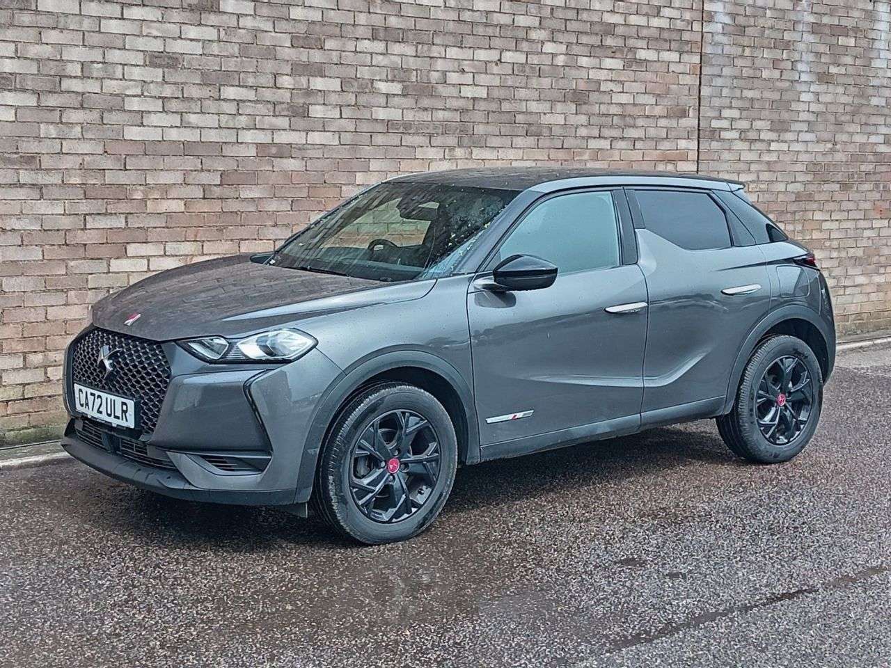 A 2022 DS AUTOMOBILES DS 3 1.2 PureTech Performance Line Crossback 5dr Petrol EAT8 Euro 6 (s/s) (130 p A 2022 DS AUTOMOBILES DS 3 1.2 PureTech Performance Line Crossback 5dr Petrol EAT8 Euro 6 (s/s) (130 p
