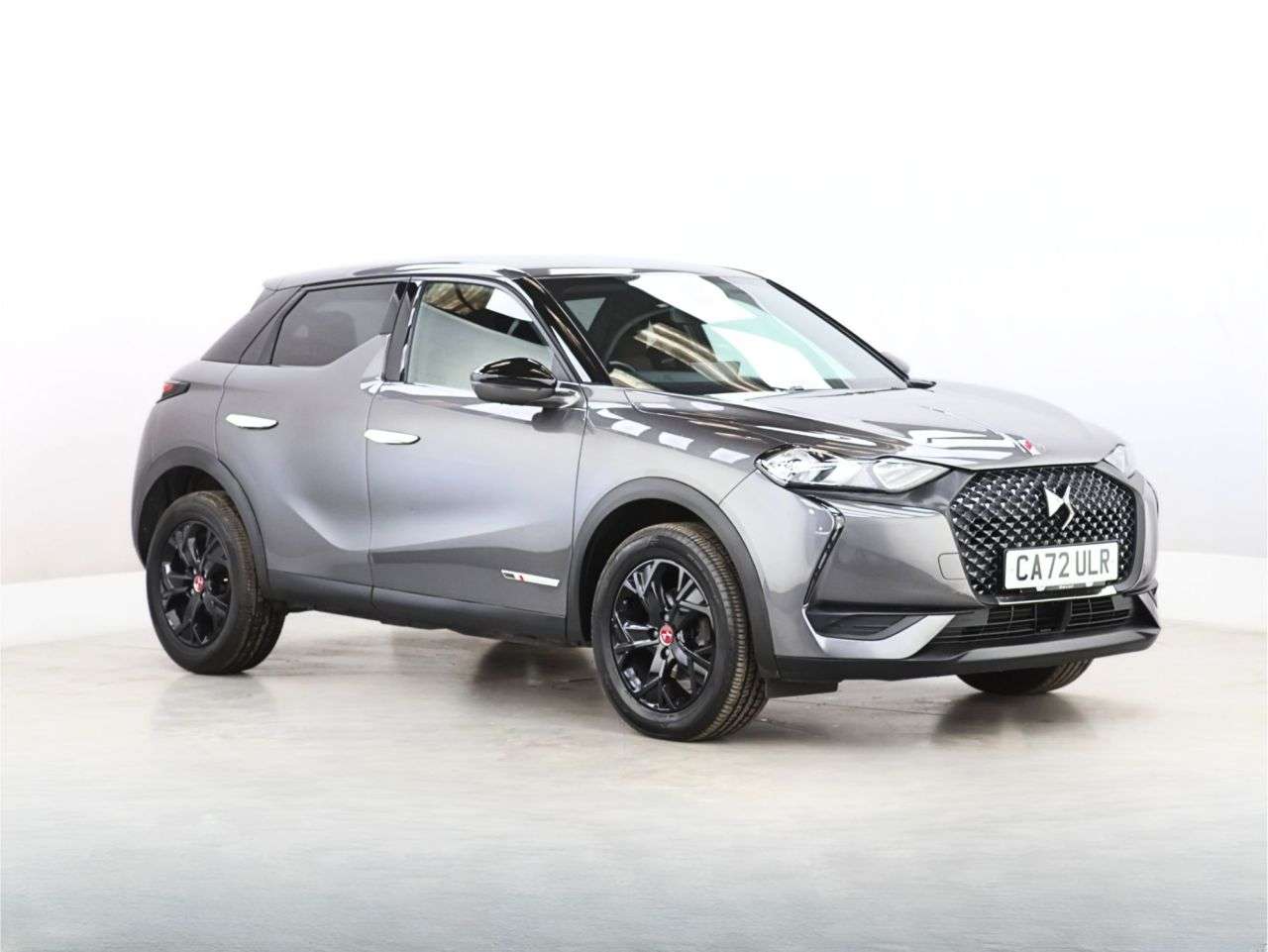 A 2022 DS AUTOMOBILES DS 3 1.2 PureTech Performance Line Crossback 5dr Petrol EAT8 Euro 6 (s/s) (130 p A 2022 DS AUTOMOBILES DS 3 1.2 PureTech Performance Line Crossback 5dr Petrol EAT8 Euro 6 (s/s) (130 p