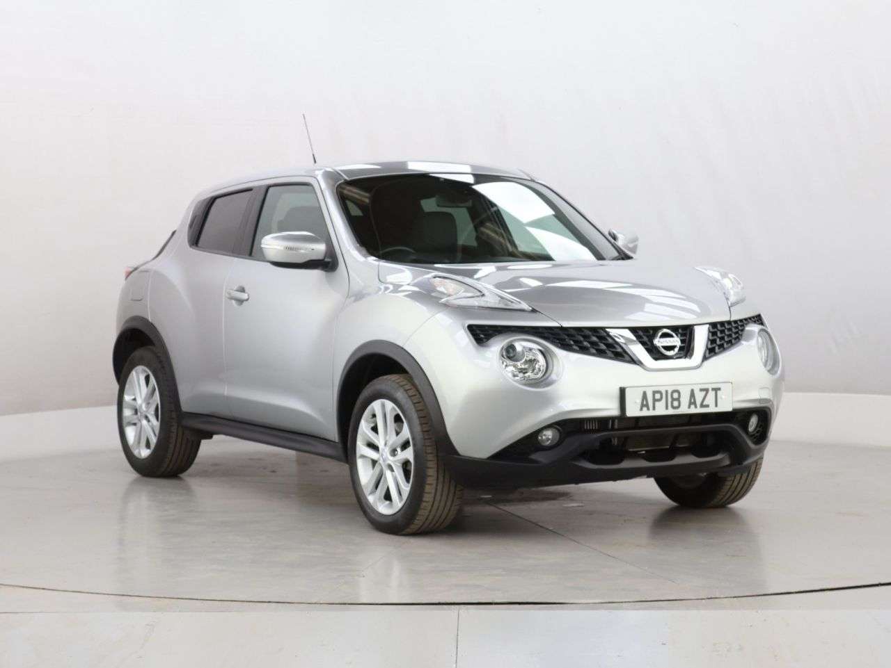 A 2018 NISSAN JUKE 1.2 DIG-T N-Connecta SUV 5dr Petrol Manual Euro 6 (s/s) (115 ps) A 2018 NISSAN JUKE 1.2 DIG-T N-Connecta SUV 5dr Petrol Manual Euro 6 (s/s) (115 ps)
