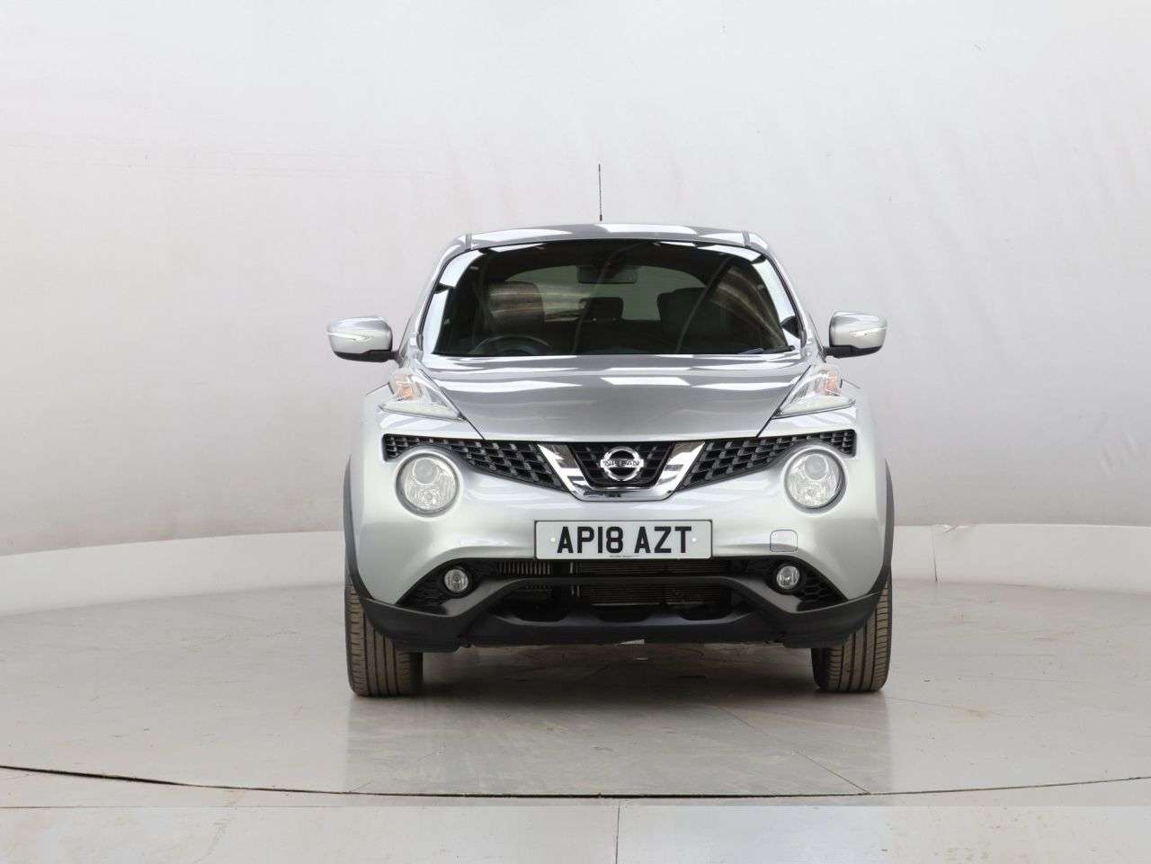 A 2018 NISSAN JUKE 1.2 DIG-T N-Connecta SUV 5dr Petrol Manual Euro 6 (s/s) (115 ps) A 2018 NISSAN JUKE 1.2 DIG-T N-Connecta SUV 5dr Petrol Manual Euro 6 (s/s) (115 ps)